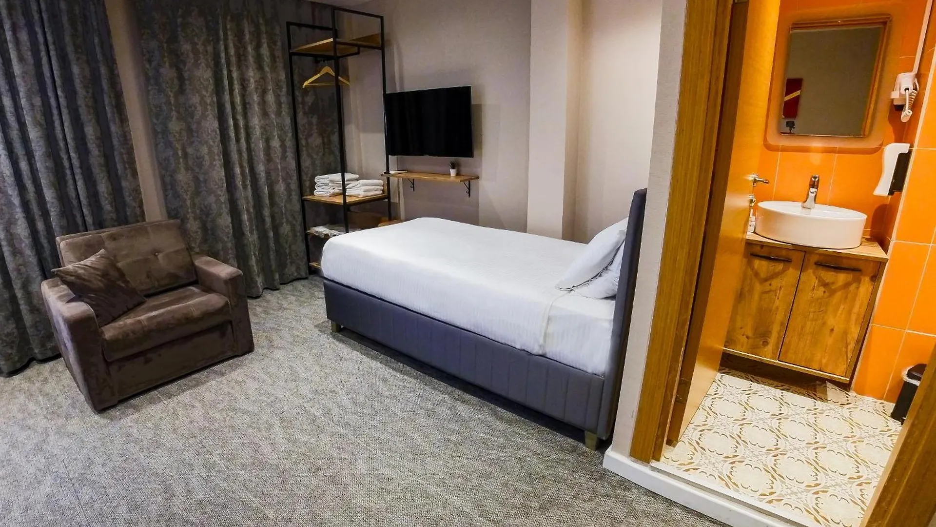 Taksim Rexxee Istanbul Istiklal Hotel