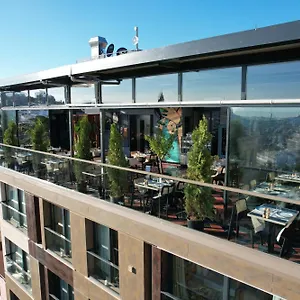 Hotel Fragments, Istambul