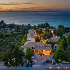 Ξενοδοχείο Lesse