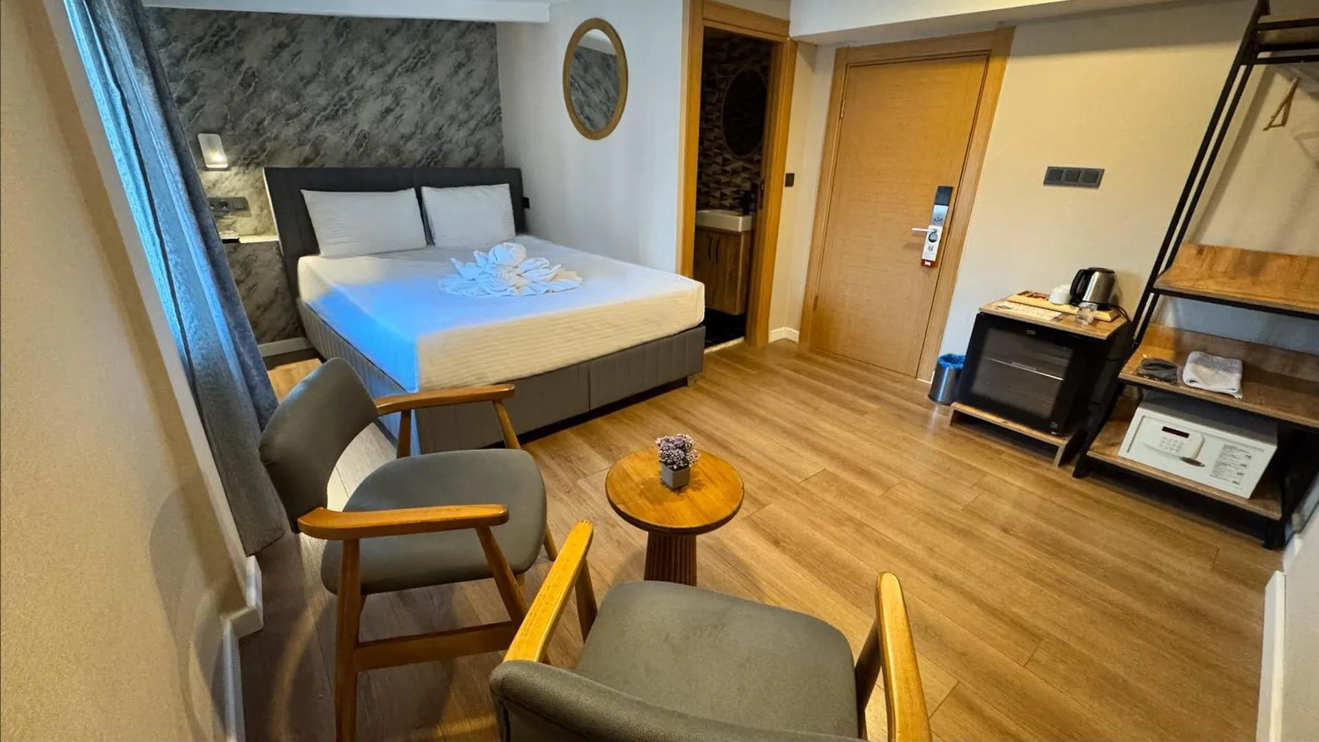 Taksim Rexxee Istanbul Istiklal Hotel